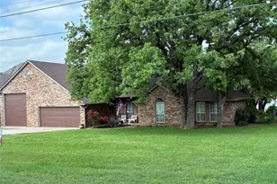 1408 Island Village Ct, Granbury, TX 76048 - Photo 9