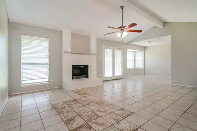 5304 Tamarack Court, Arlington, TX 76018 - Photo 5
