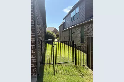 1109 Melcer Street, Plano, TX 75074 - Photo 11