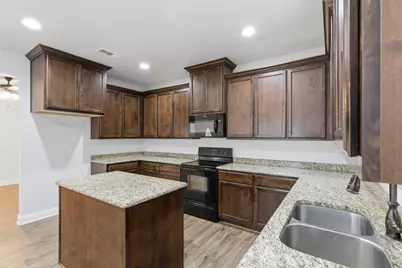 4805 Pickett, Greenville, TX 75401 - Photo 7