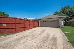 6010 La Cosa Dr, Dallas, TX 75248 - Photo 33