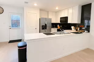 241 Adelina Dr, Little Elm, TX 75068 - Photo 7