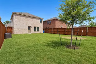 241 Adelina Dr, Little Elm, TX 75068 - Photo 17
