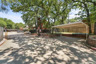 1456 Meadowood Village Drive, Fort Worth, TX 76120 - Photo 3