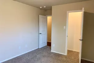 1300 Foxglove Ln, Burleson, TX 76028 - Photo 15