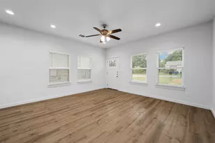 918 W Ford St, Denison, TX 75020 - Photo 3