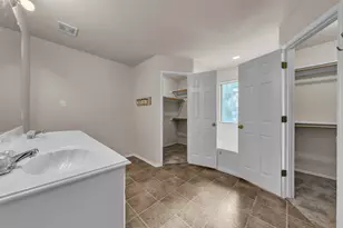 737 E Sheila Cir, Joshua, TX 76058 - Photo 19