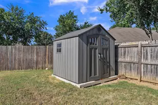 737 E Sheila Cir, Joshua, TX 76058 - Photo 29