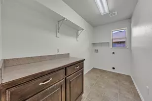 737 E Sheila Cir, Joshua, TX 76058 - Photo 29