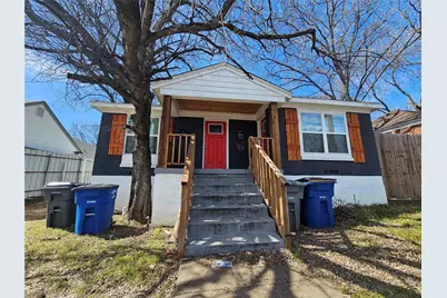 211 N Hampton Road, Dallas, TX 75208 - Photo 1