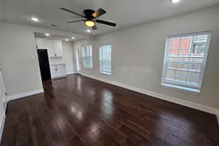 211 N Hampton Rd, Dallas, TX 75208 - Photo 3