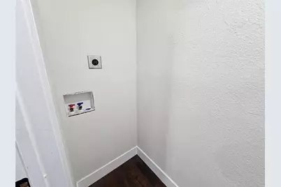 211 N Hampton Road, Dallas, TX 75208 - Photo 7