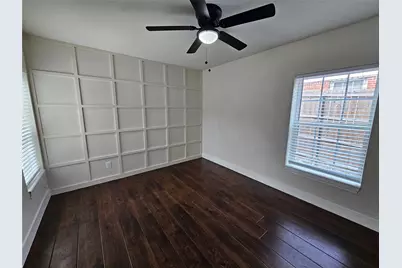 211 N Hampton Road, Dallas, TX 75208 - Photo 21
