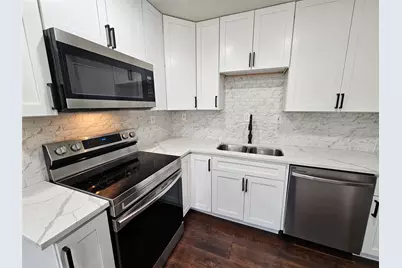 211 N Hampton Road, Dallas, TX 75208 - Photo 11