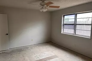 1707 15th St, Mineral Wells, TX 76067 - Photo 13