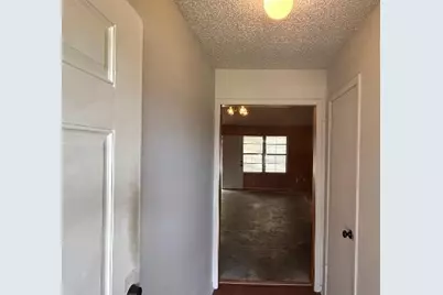 1707 15th Street, Mineral Wells, TX 76067 - Photo 3