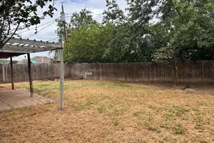 1707 15th St, Mineral Wells, TX 76067 - Photo 25