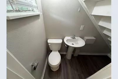 5301 Lovell Avenue #5303, Fort Worth, TX 76107 - Photo 9