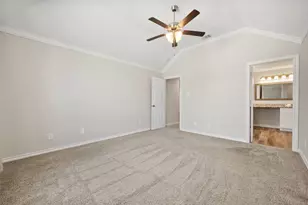 2216 Reverchon Dr, Arlington, TX 76017 - Photo 5