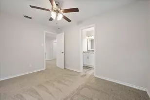 2216 Reverchon Dr, Arlington, TX 76017 - Photo 13