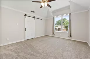 2216 Reverchon Dr, Arlington, TX 76017 - Photo 9