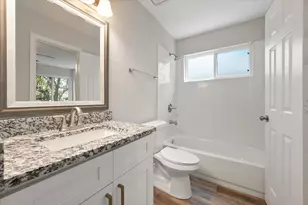 2216 Reverchon Dr, Arlington, TX 76017 - Photo 9