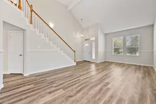 2216 Reverchon Dr, Arlington, TX 76017 - Photo 3