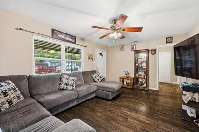 1412 Valley View Street, Mesquite, TX 75149 - Photo 5