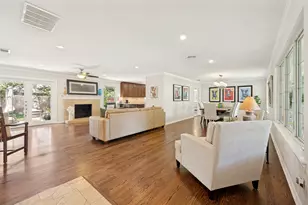 10411 Gooding Dr, Dallas, TX 75229 - Photo 5