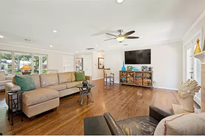 10411 Gooding Drive, Dallas, TX 75229 - Photo 7