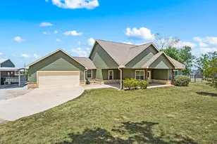 590 Peel Rd, Springtown, TX 76082 - Photo 3
