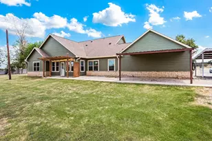 590 Peel Rd, Springtown, TX 76082 - Photo 27