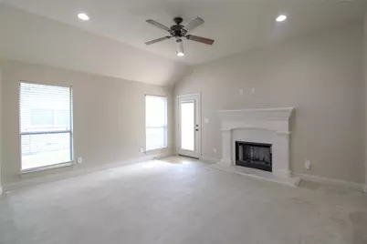 215 Wooded Creek Avenue, Wylie, TX 75098 - Photo 9