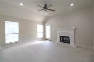215 Wooded Creek Ave, Wylie, TX 75098 - Photo 9