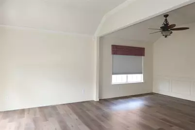 2816 Kings Gate Drive, Carrollton, TX 75006 - Photo 3