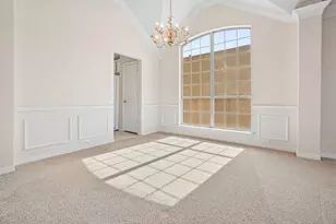 469 Crestview Point Dr, Lewisville, TX 75067 - Photo 5