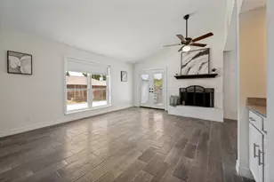 2751 Stonecreek Ct, Carrollton, TX 75006 - Photo 3