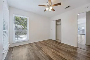 2751 Stonecreek Ct, Carrollton, TX 75006 - Photo 13