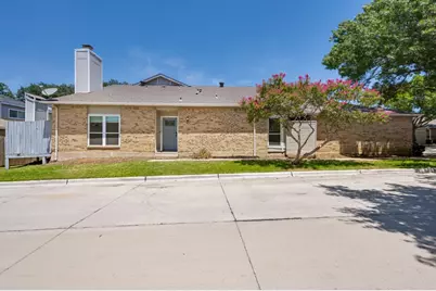 2751 Stonecreek Court, Carrollton, TX 75006 - Photo 15