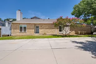 2751 Stonecreek Ct, Carrollton, TX 75006 - Photo 15