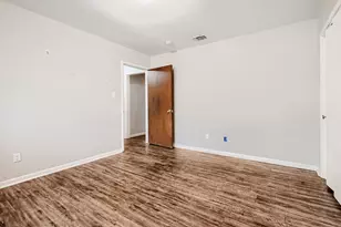 1205 Duane St, Benbrook, TX 76126 - Photo 5