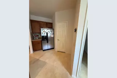 1152 Sunderland Lane, Fort Worth, TX 76134 - Photo 7