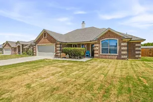 1345 Harpers Mill Rd, Stephenville, TX 76401 - Photo 3