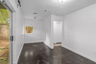 3809 San Jacinto Street #E, Dallas, TX 75204 - Photo 9