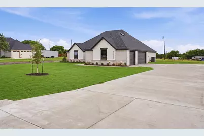 1033 Uplift Drive, Weatherford, TX 76087 - Photo 3