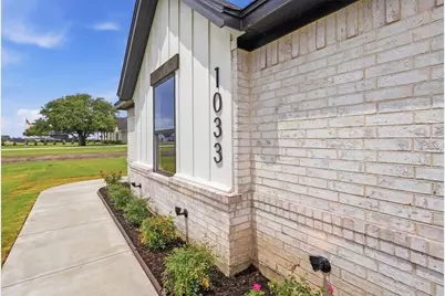 1033 Uplift Drive, Weatherford, TX 76087 - Photo 5