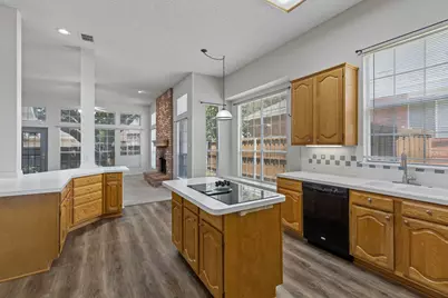 5613 Charleston Drive, Frisco, TX 75035 - Photo 3