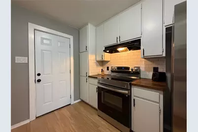 508 Batterson Street, Cleburne, TX 76031 - Photo 9