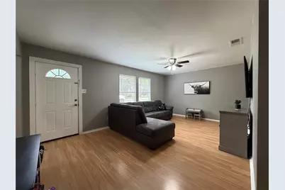 508 Batterson Street, Cleburne, TX 76031 - Photo 5