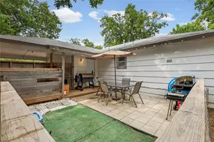 508 Batterson St, Cleburne, TX 76031 - Photo 17